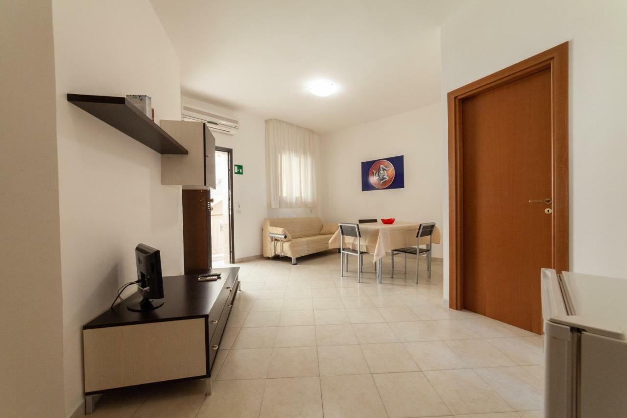 Casa Vacanze Tridente Trapani Exterior foto